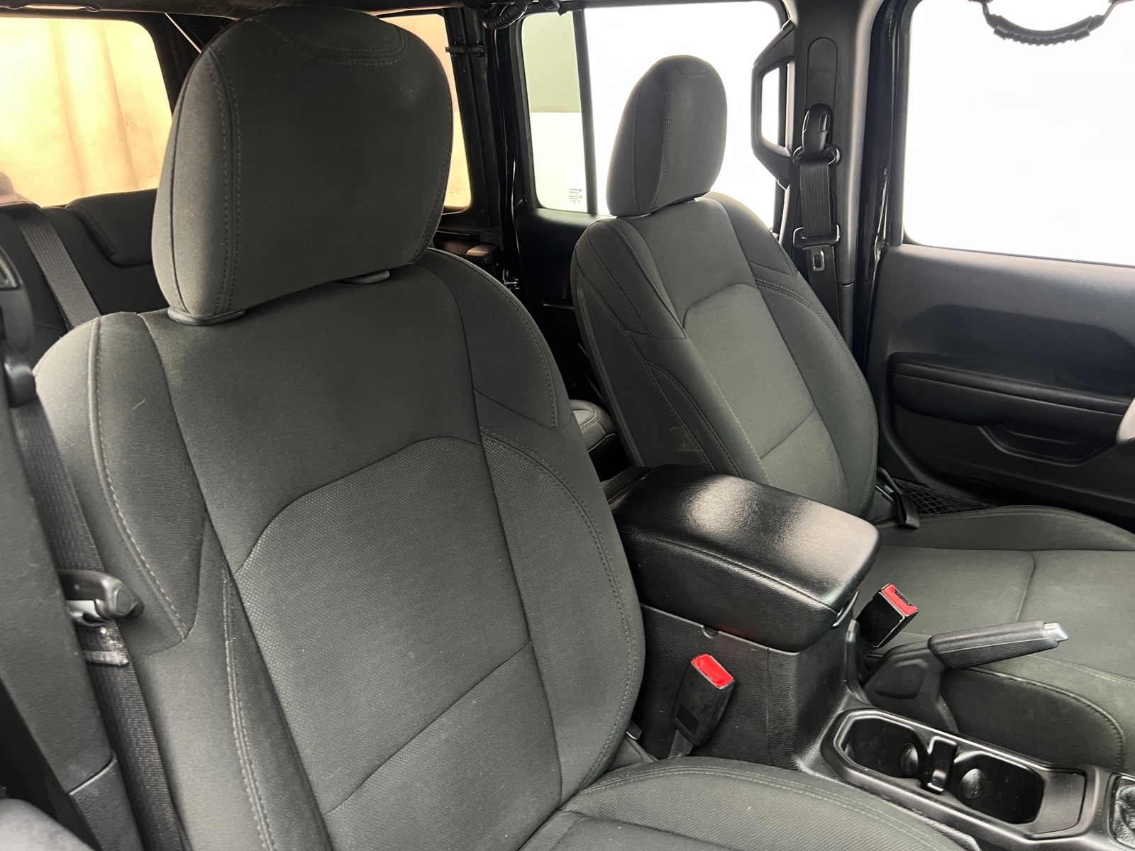 Thumbnail: 2018 Jeep Wrangler - 2