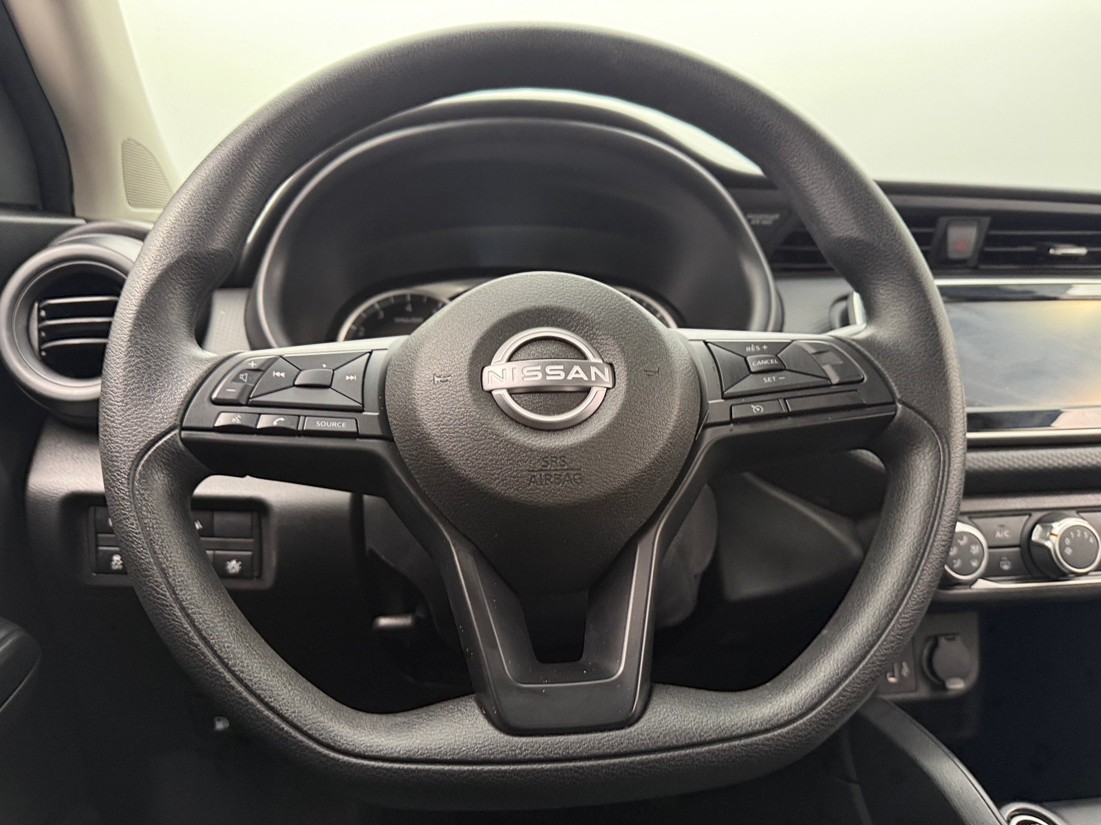 Thumbnail: 2024 Nissan Kicks - 5