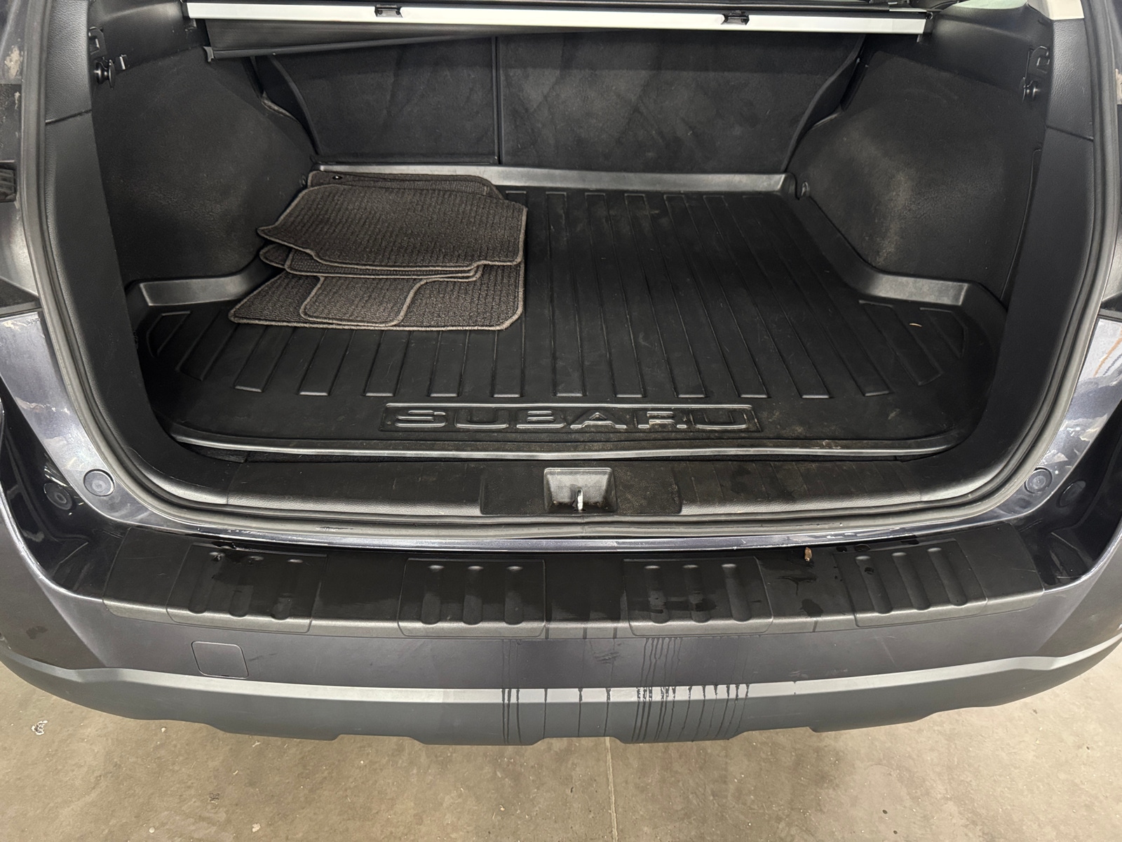 Thumbnail: 2011 Subaru Outback - 6