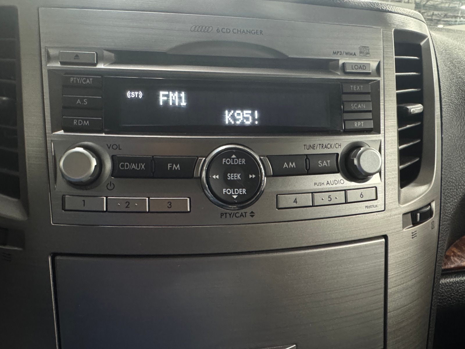 Thumbnail: 2011 Subaru Outback - 3