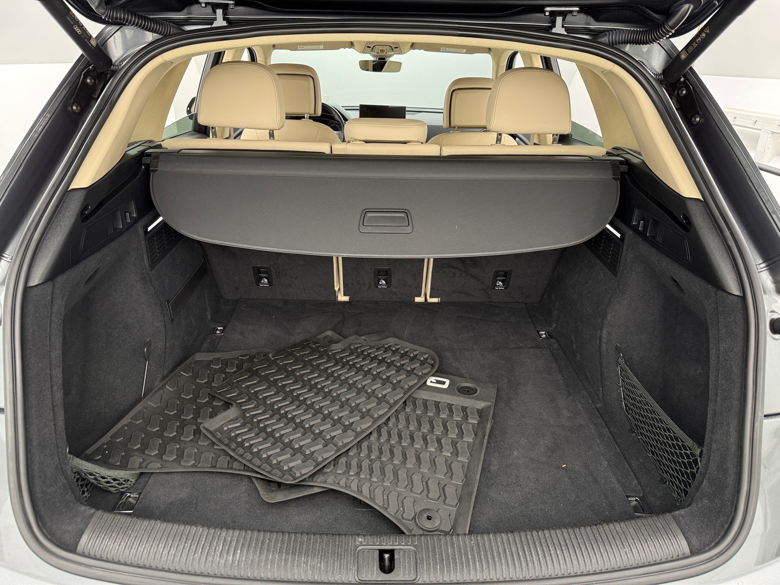 Thumbnail: 2022 Audi Q5 - 6