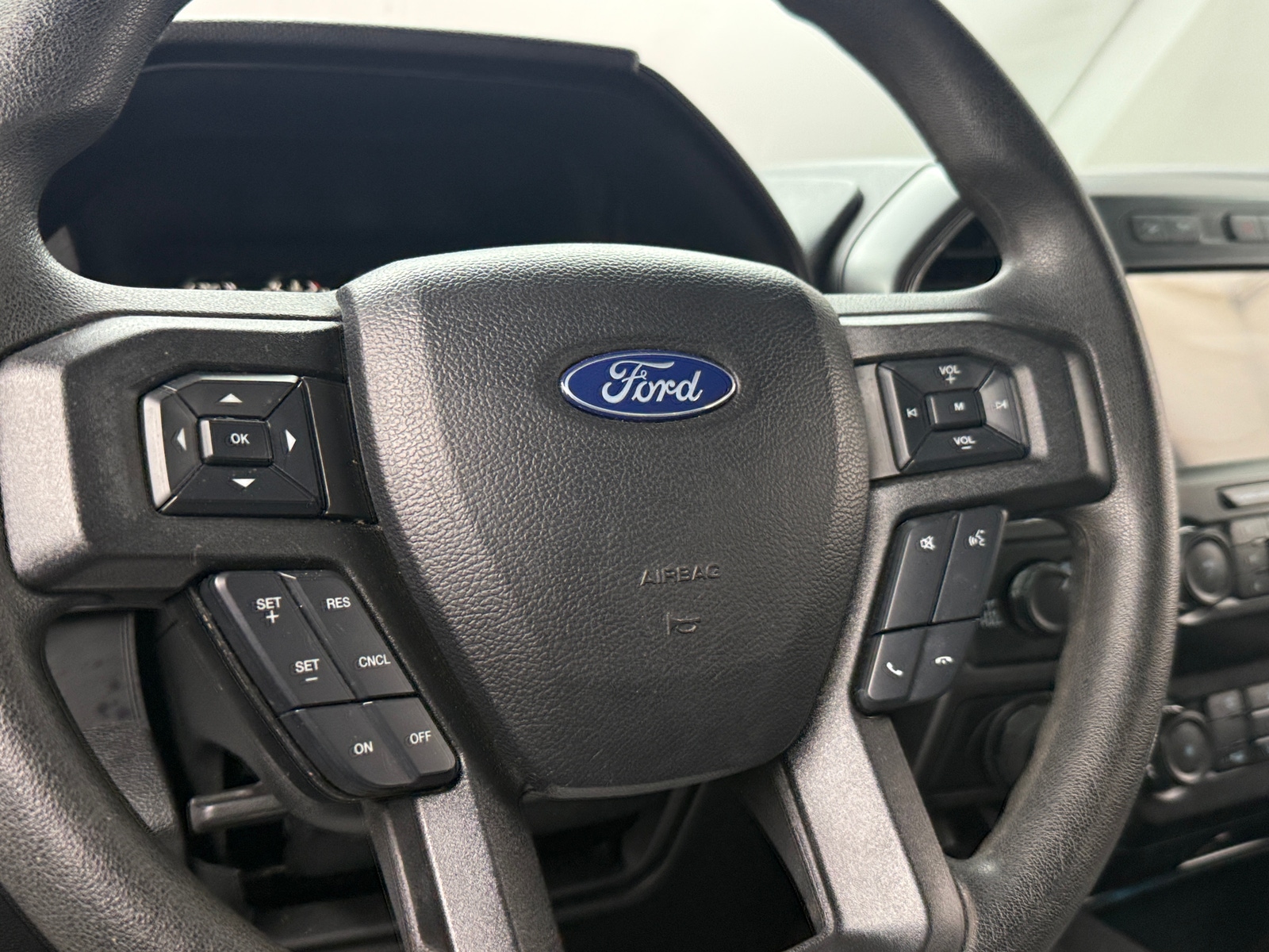 Thumbnail: 2020 Ford Econoline - 5