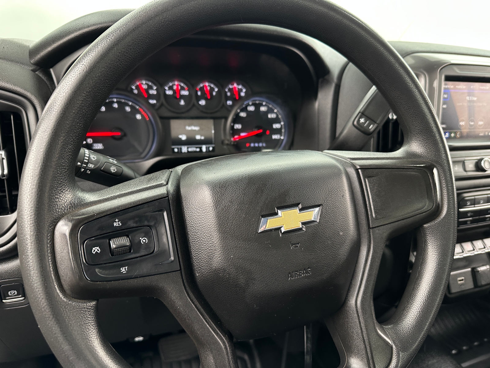 Thumbnail: 2020 Chevrolet Silverado 1500 - 5