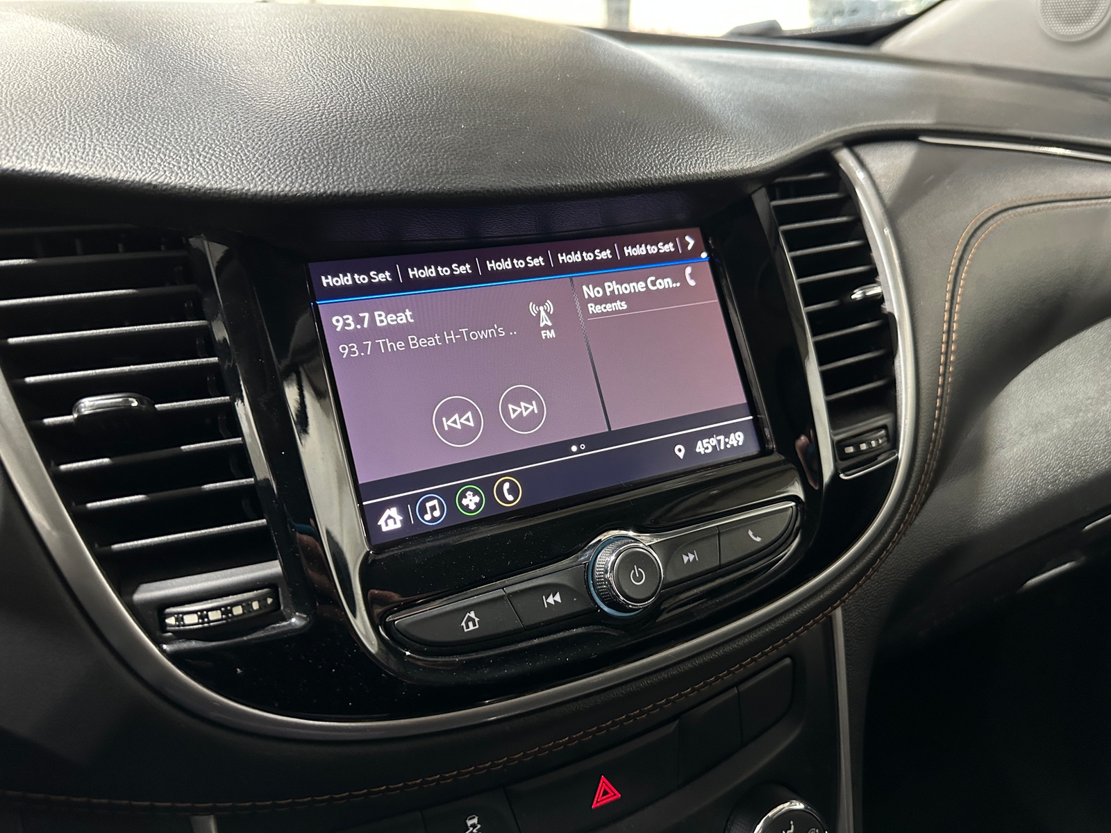 Thumbnail: 2021 Chevrolet Trax - 4