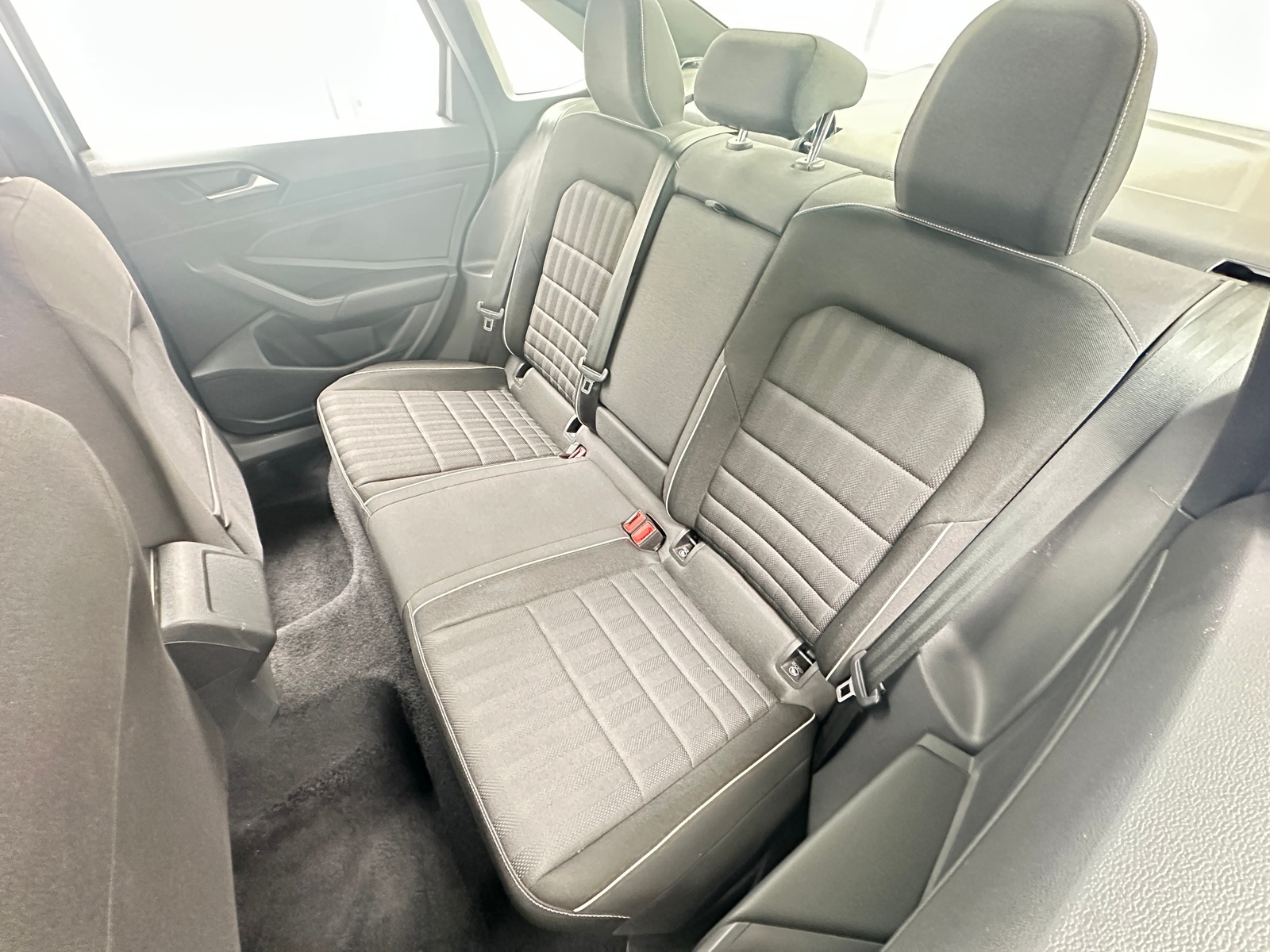 Thumbnail: 2022 Volkswagen Jetta - 6