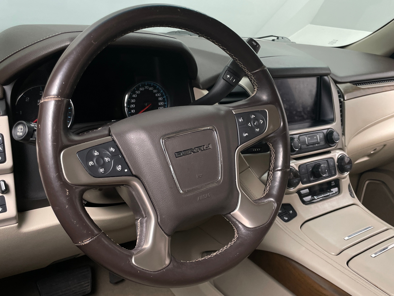 Thumbnail: 2019 GMC Yukon - 4