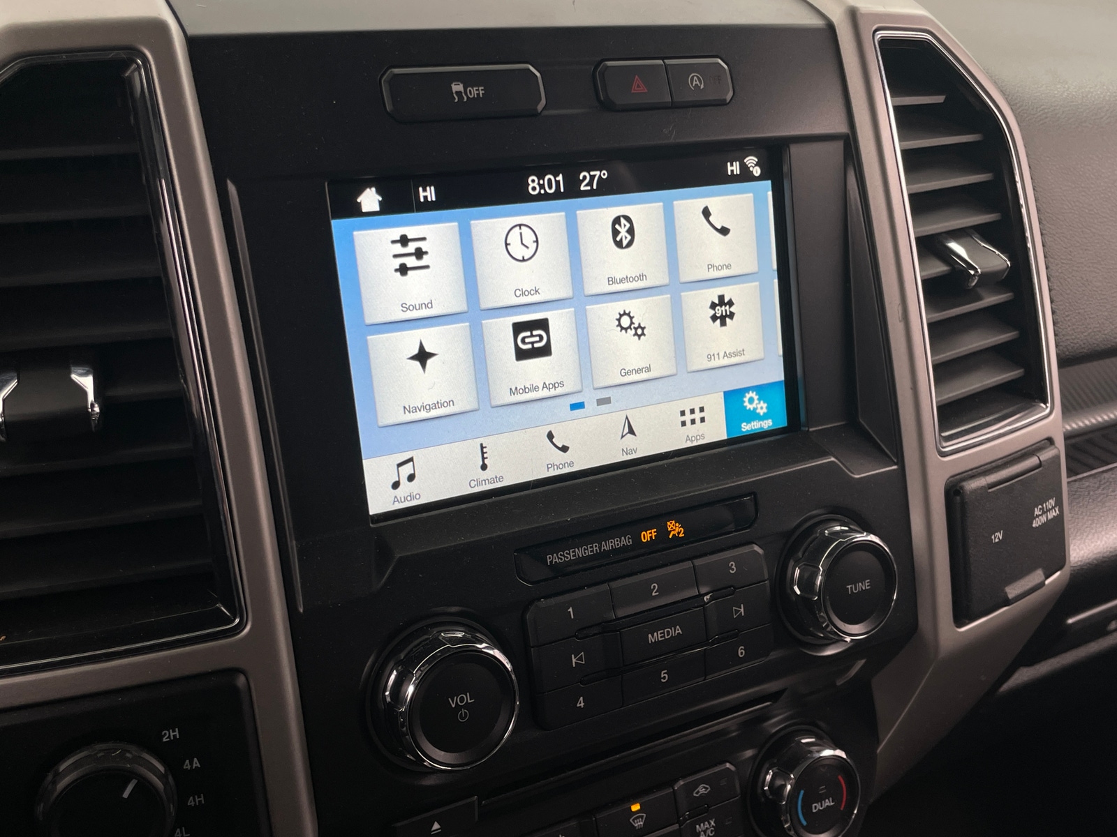 Thumbnail: 2018 Ford Econoline - 3