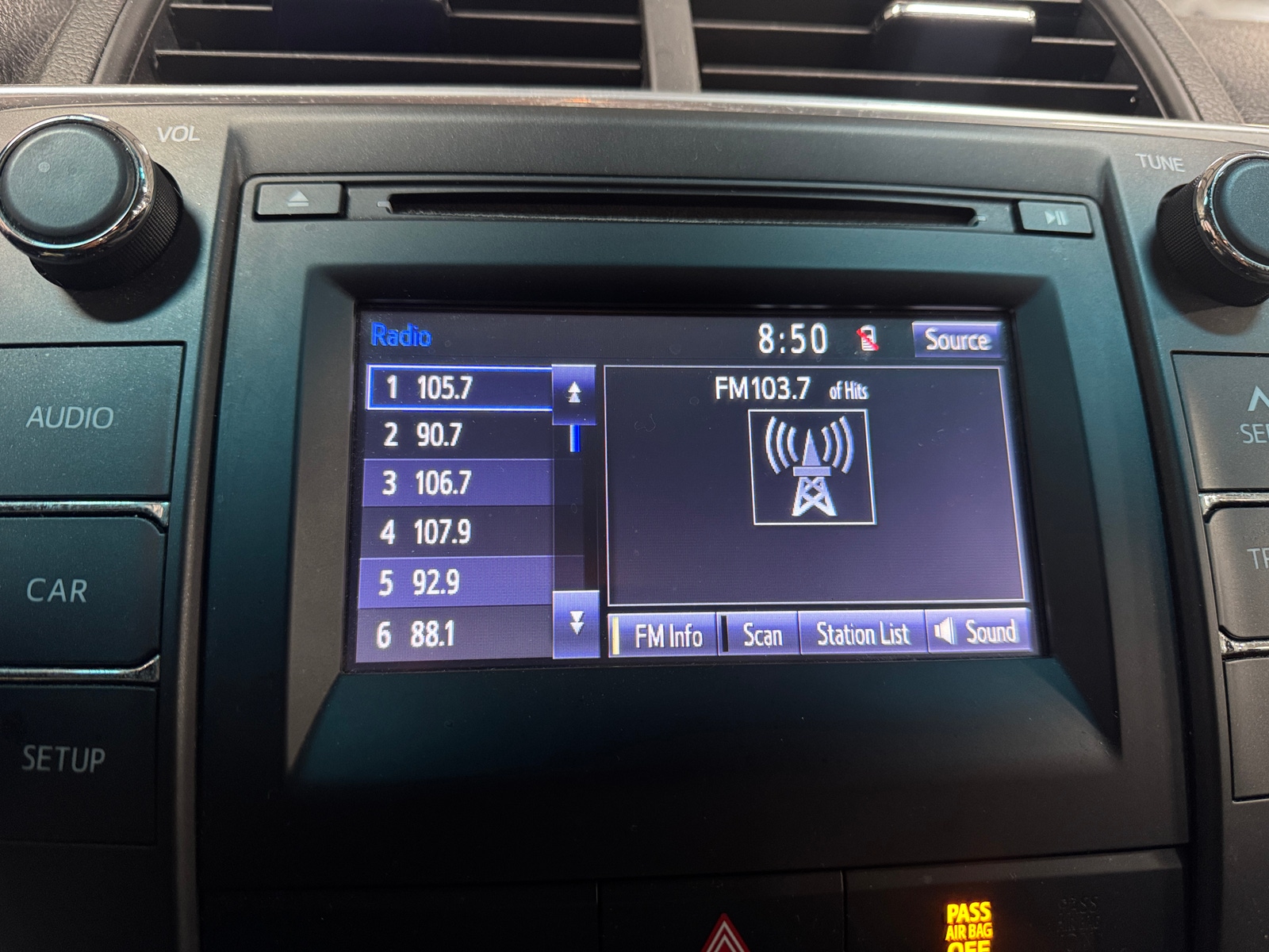 Thumbnail: 2017 Toyota Camry - 4