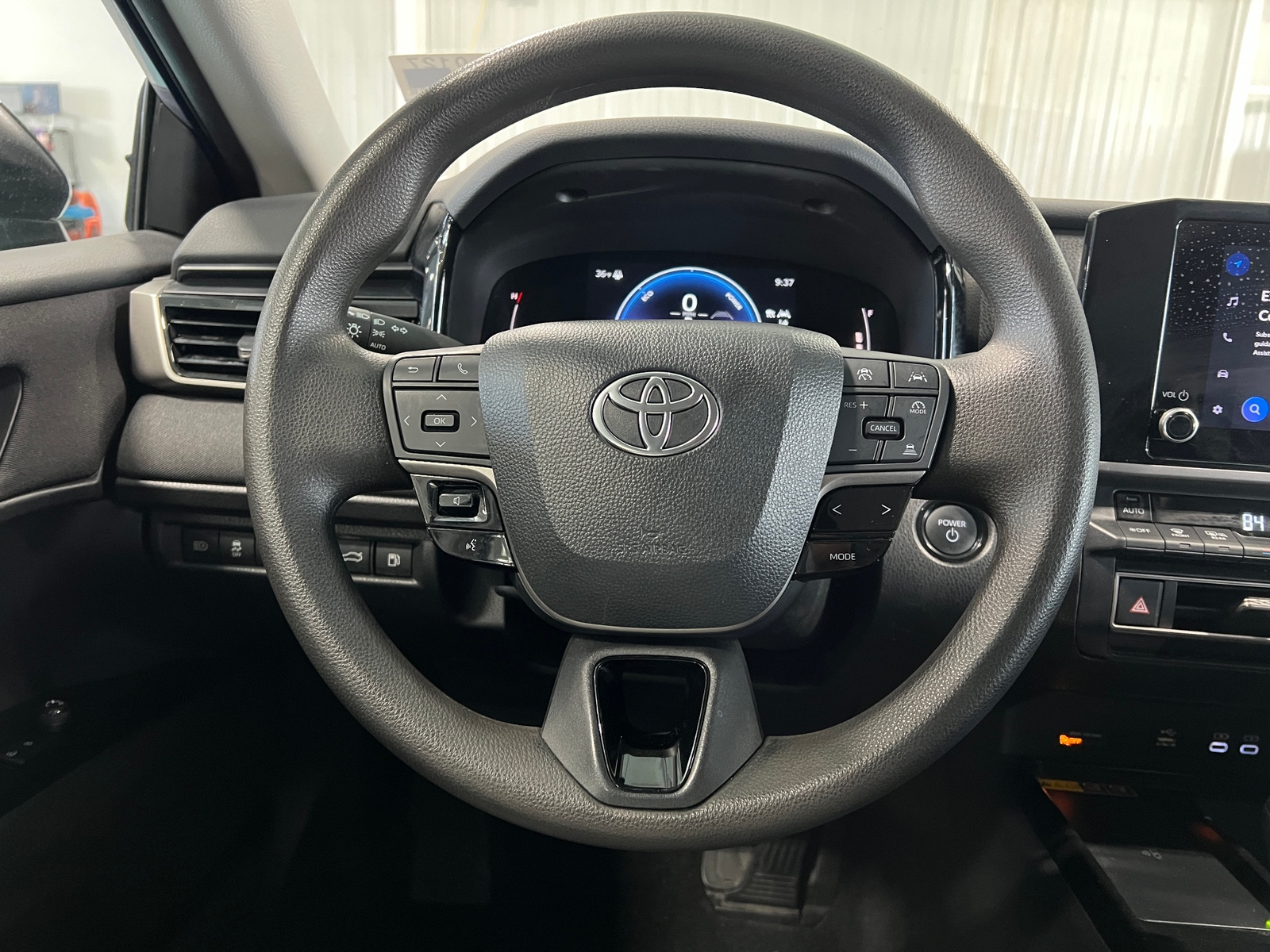 Thumbnail: 2025 Toyota Camry - 5