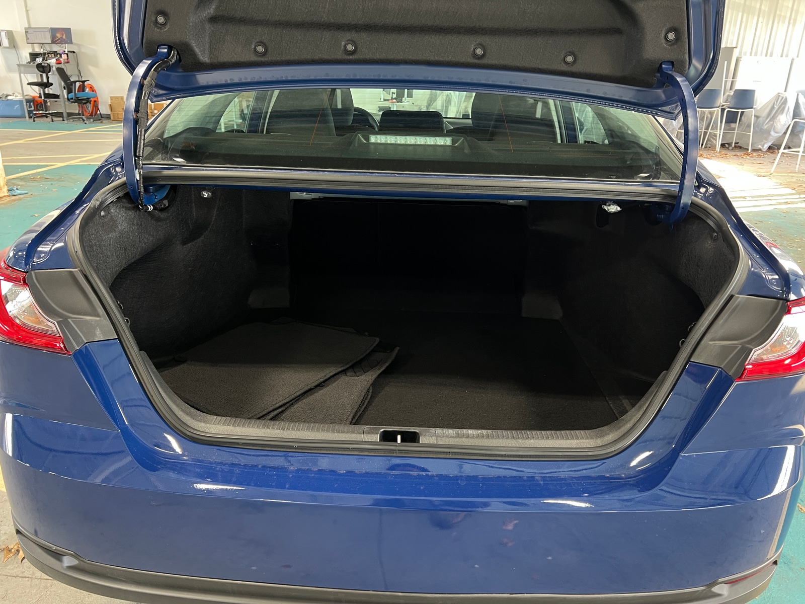 Thumbnail: 2025 Toyota Camry - 7