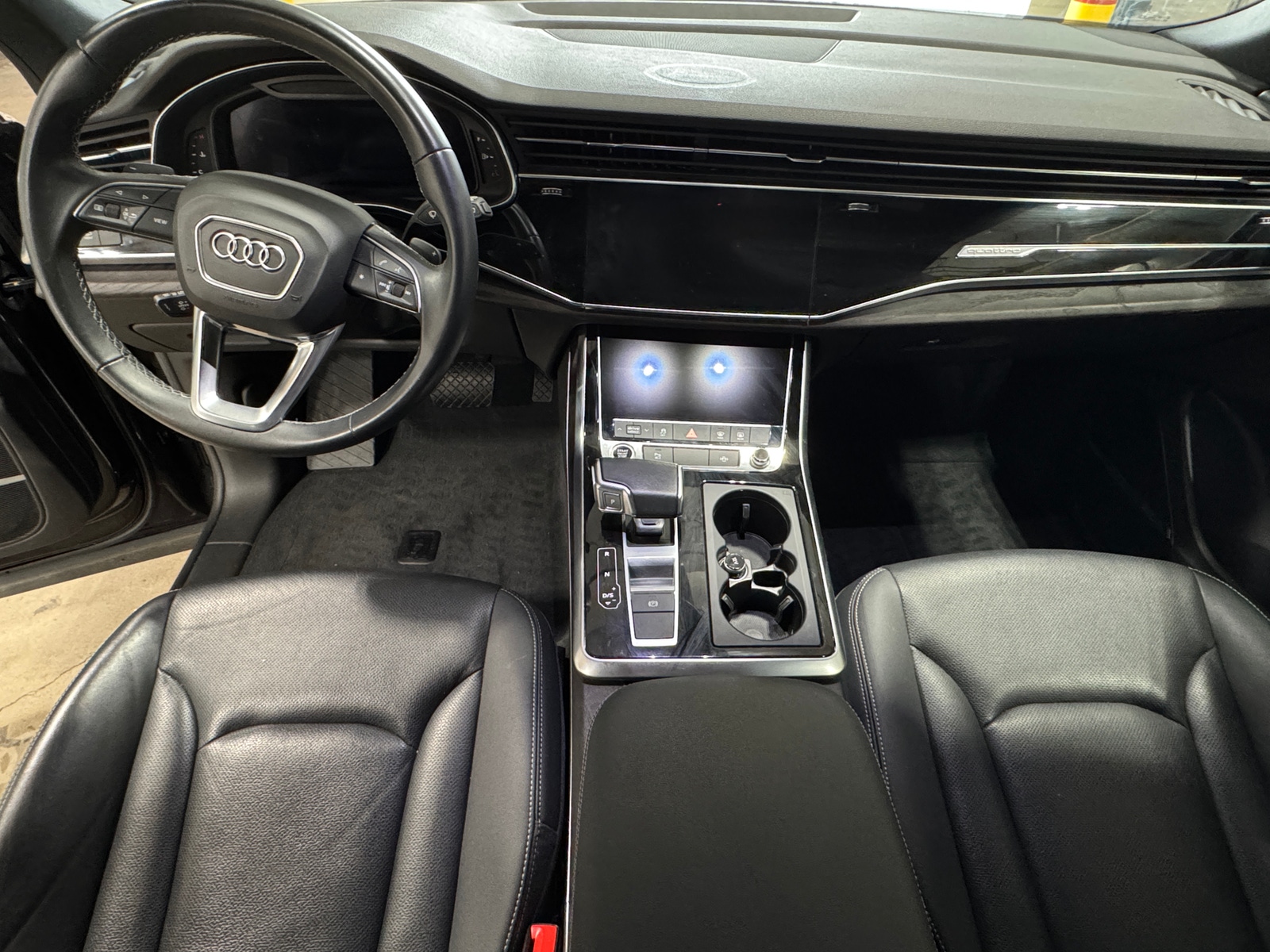 Thumbnail: 2021 Audi Q8 - 2