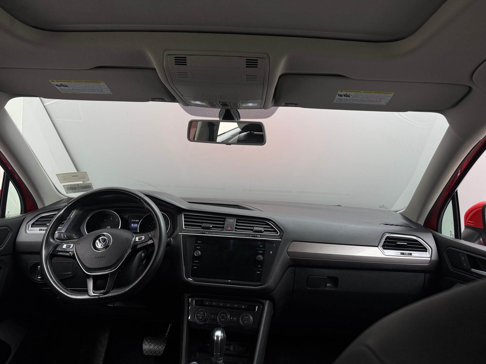 Thumbnail: 2019 Volkswagen Tiguan - 2