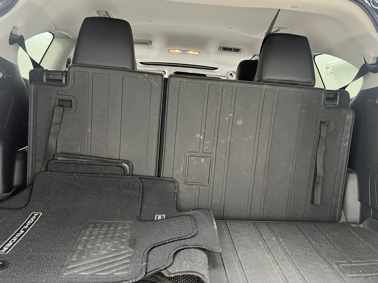 Thumbnail: 2024 Toyota Highlander - 6