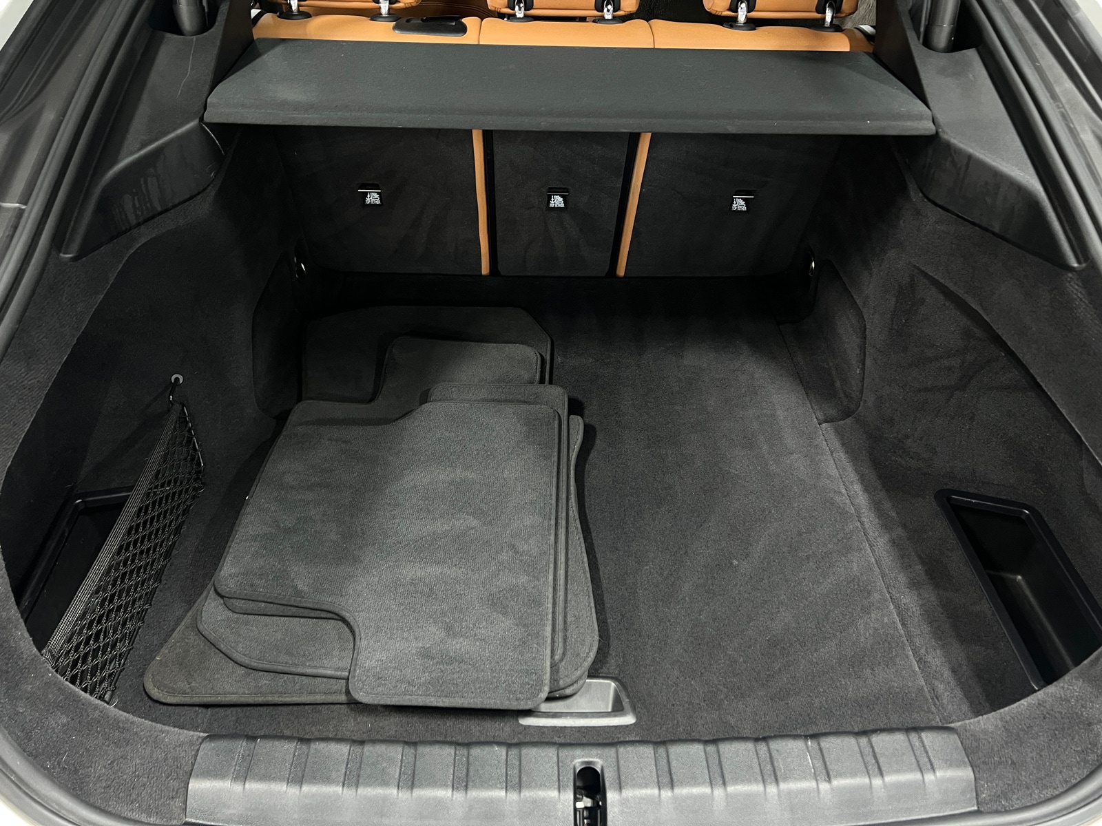 Thumbnail: 2023 BMW i4 - 6