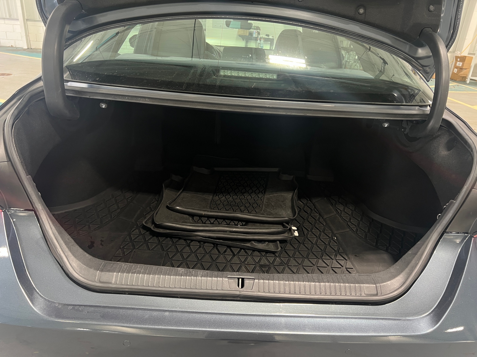 Thumbnail: 2021 Toyota Avalon - 7