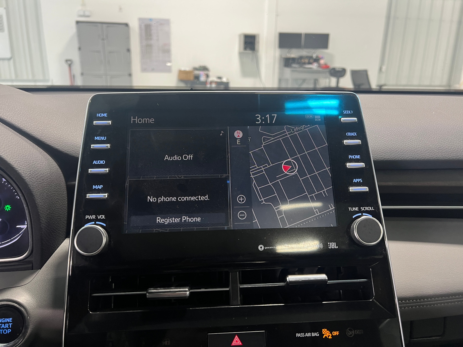 Thumbnail: 2021 Toyota Avalon - 4