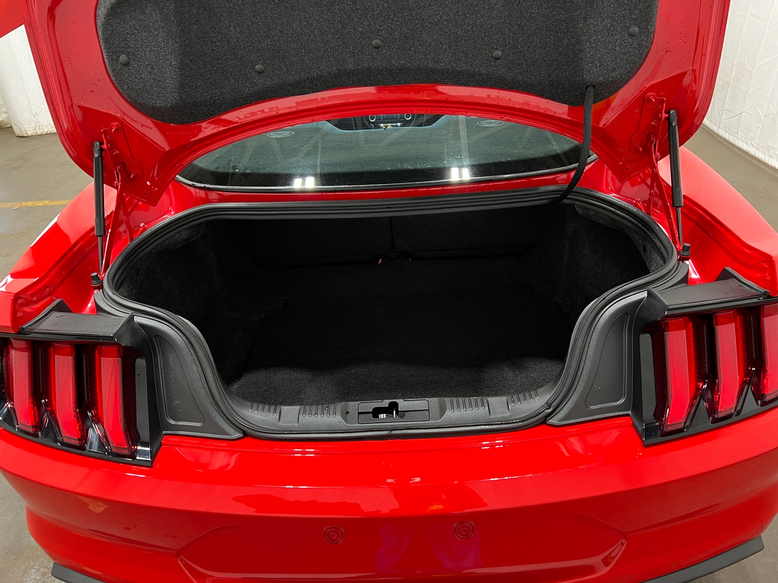 Thumbnail: 2021 Ford Mustang - 5