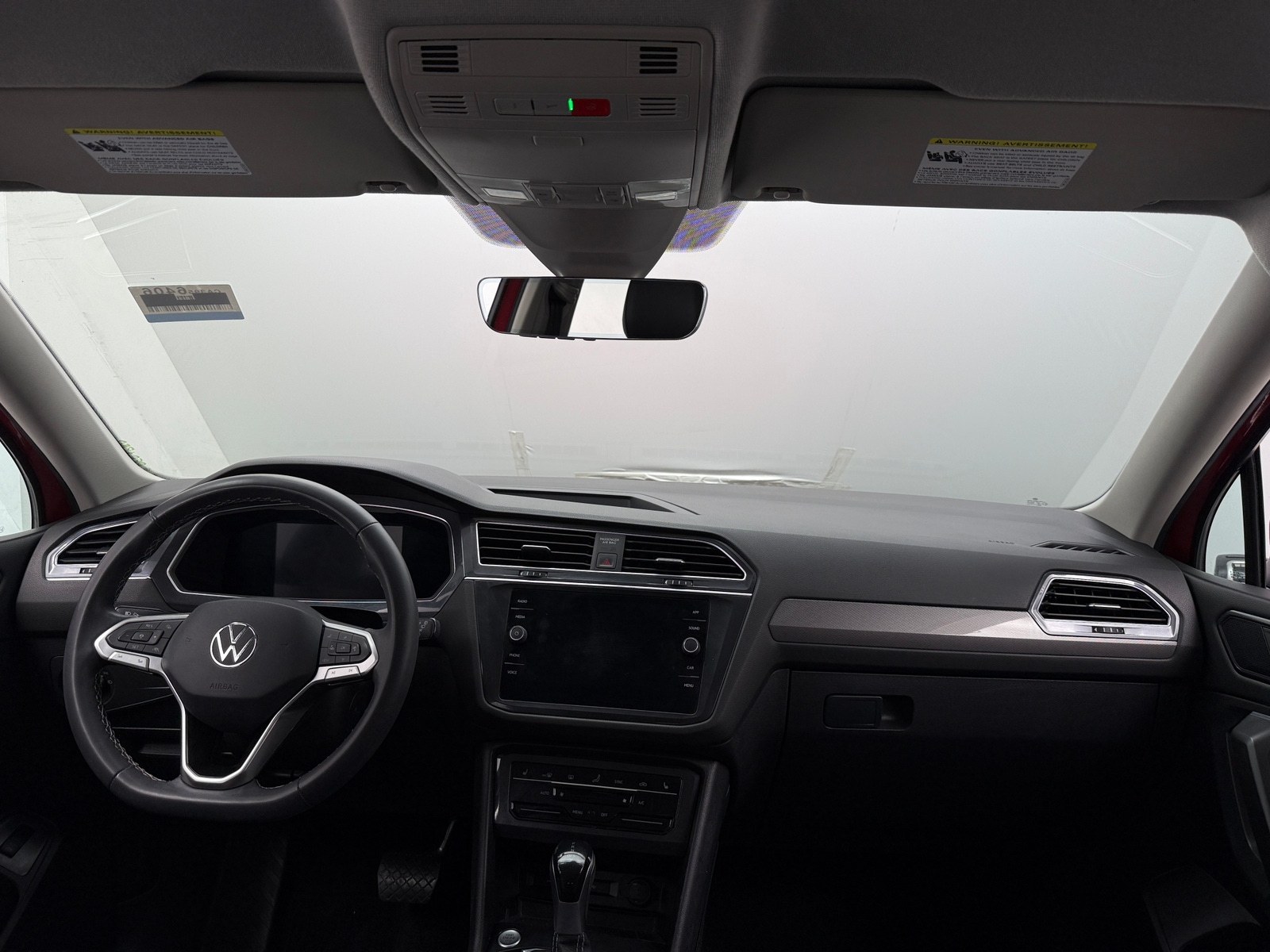 Thumbnail: 2022 Volkswagen Tiguan - 2