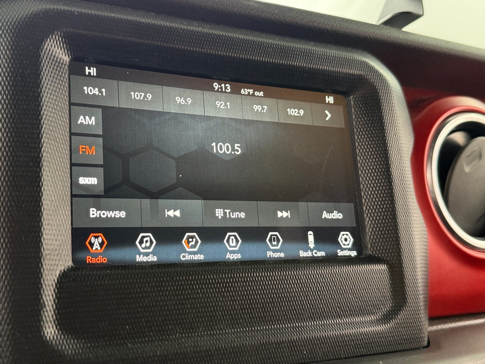 Thumbnail: 2018 Jeep Wrangler - 3