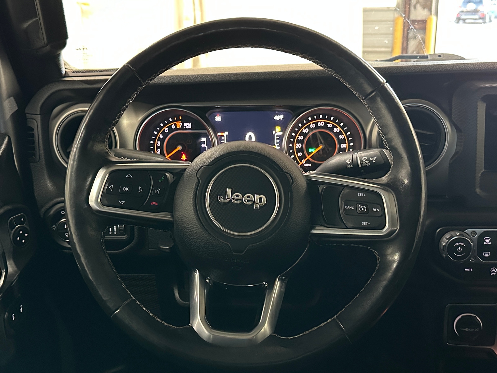 Thumbnail: 2020 Jeep Gladiator - 5