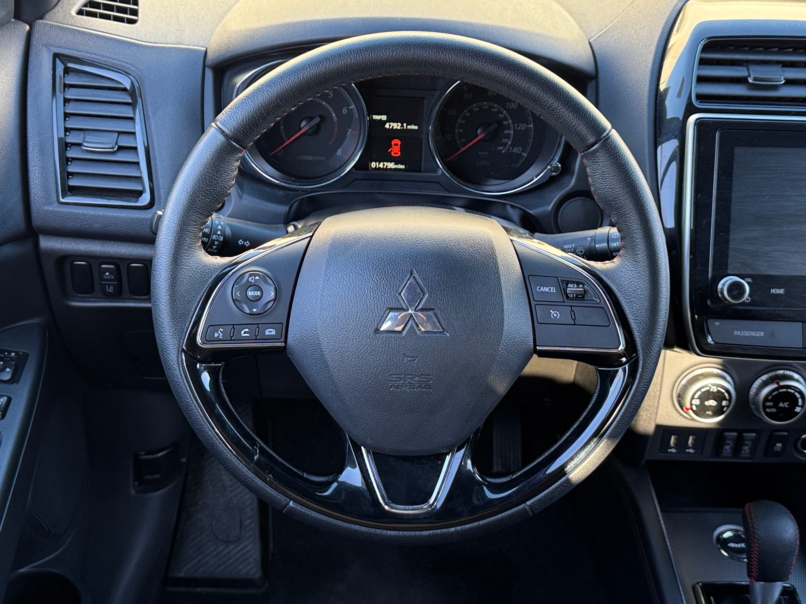 Thumbnail: 2024 Mitsubishi Outlander Sport - 5