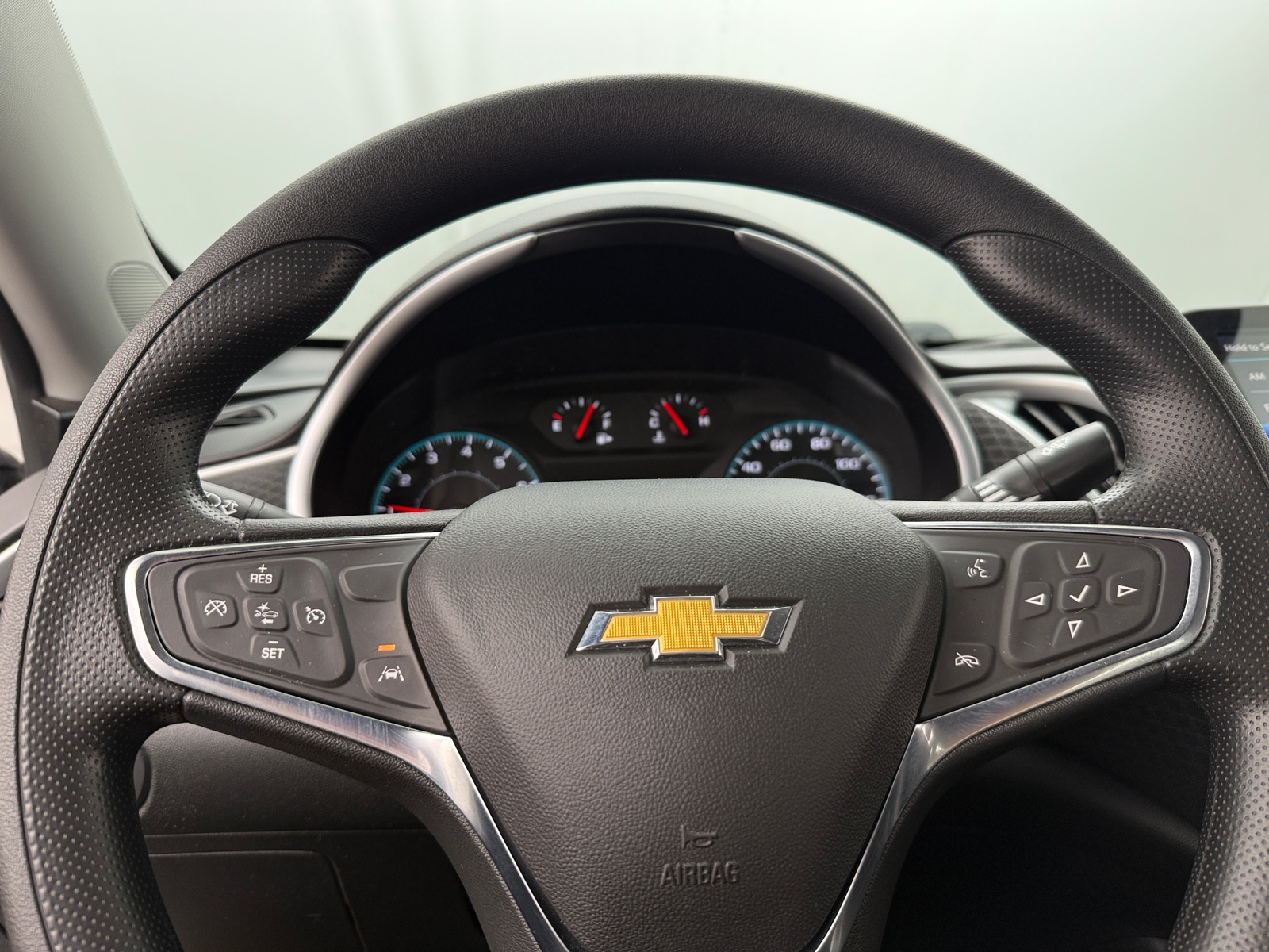 Thumbnail: 2024 Chevrolet Malibu - 5