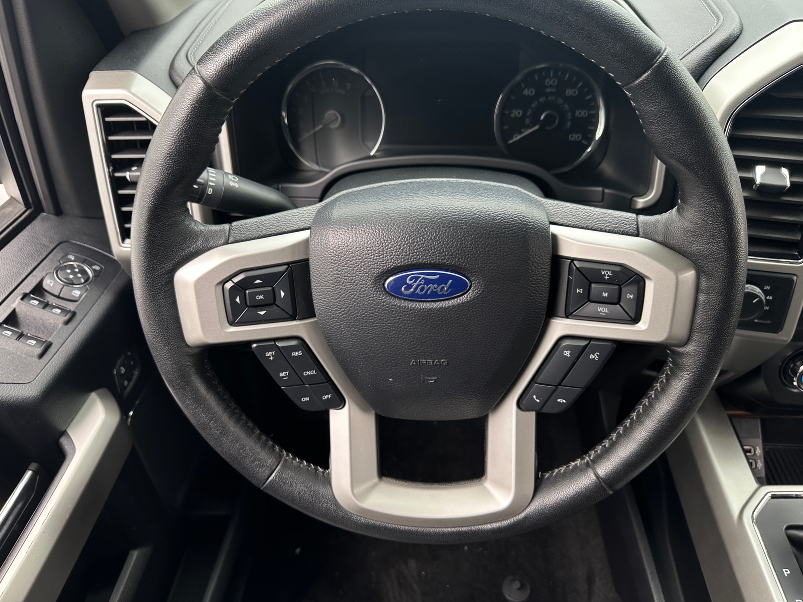 Thumbnail: 2018 Ford Econoline - 4