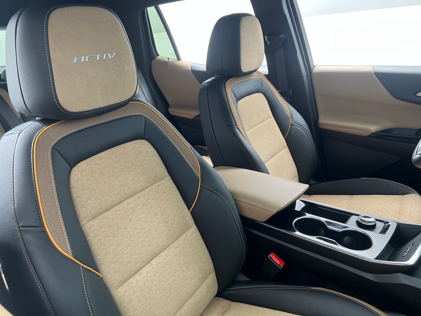 Thumbnail: 2025 Chevrolet Equinox - 2