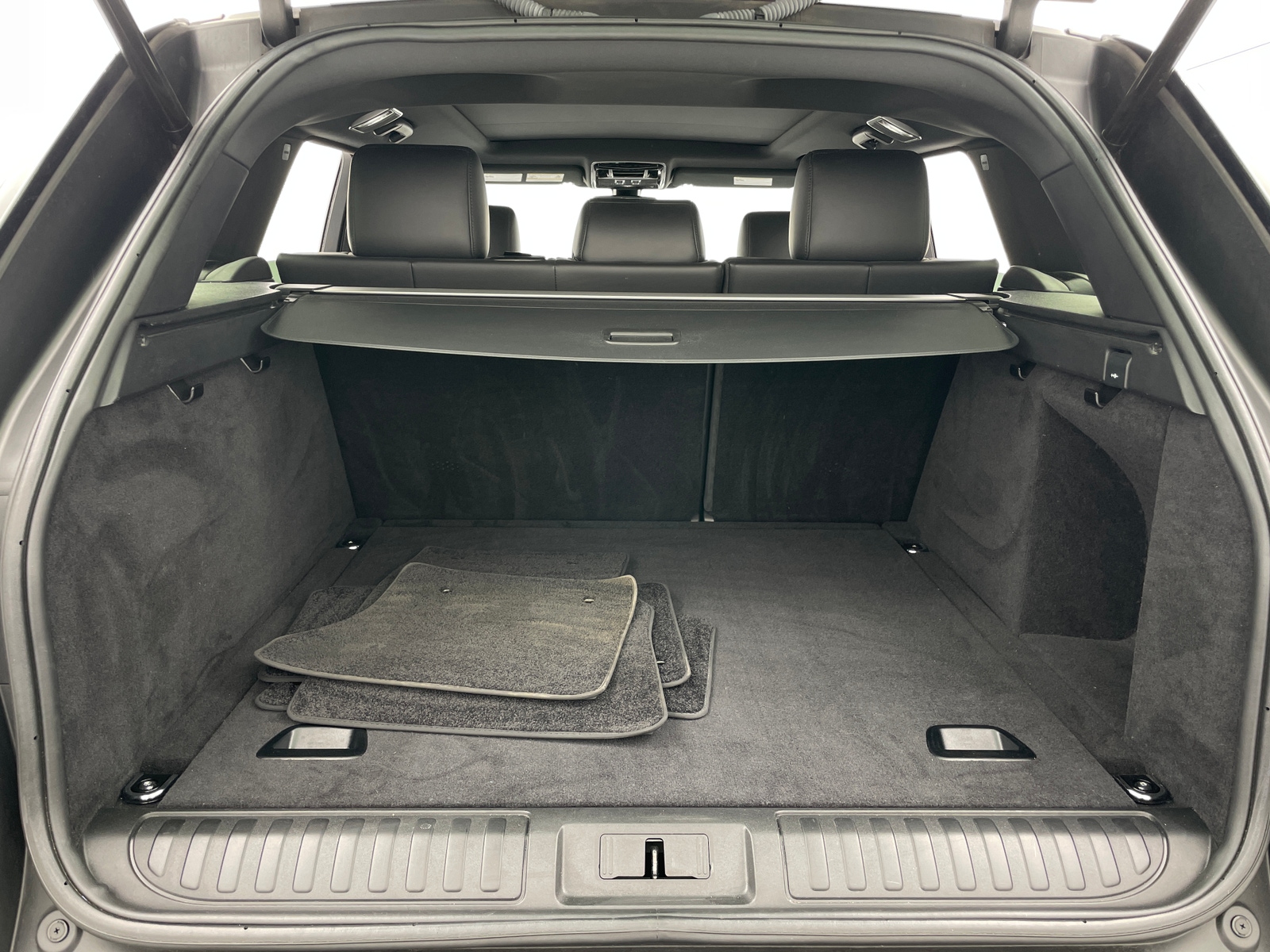 Thumbnail: 2016 Land Rover Range Rover Sport - 6