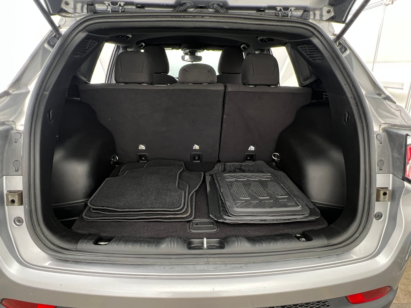 Thumbnail: 2023 Jeep Compass - 7