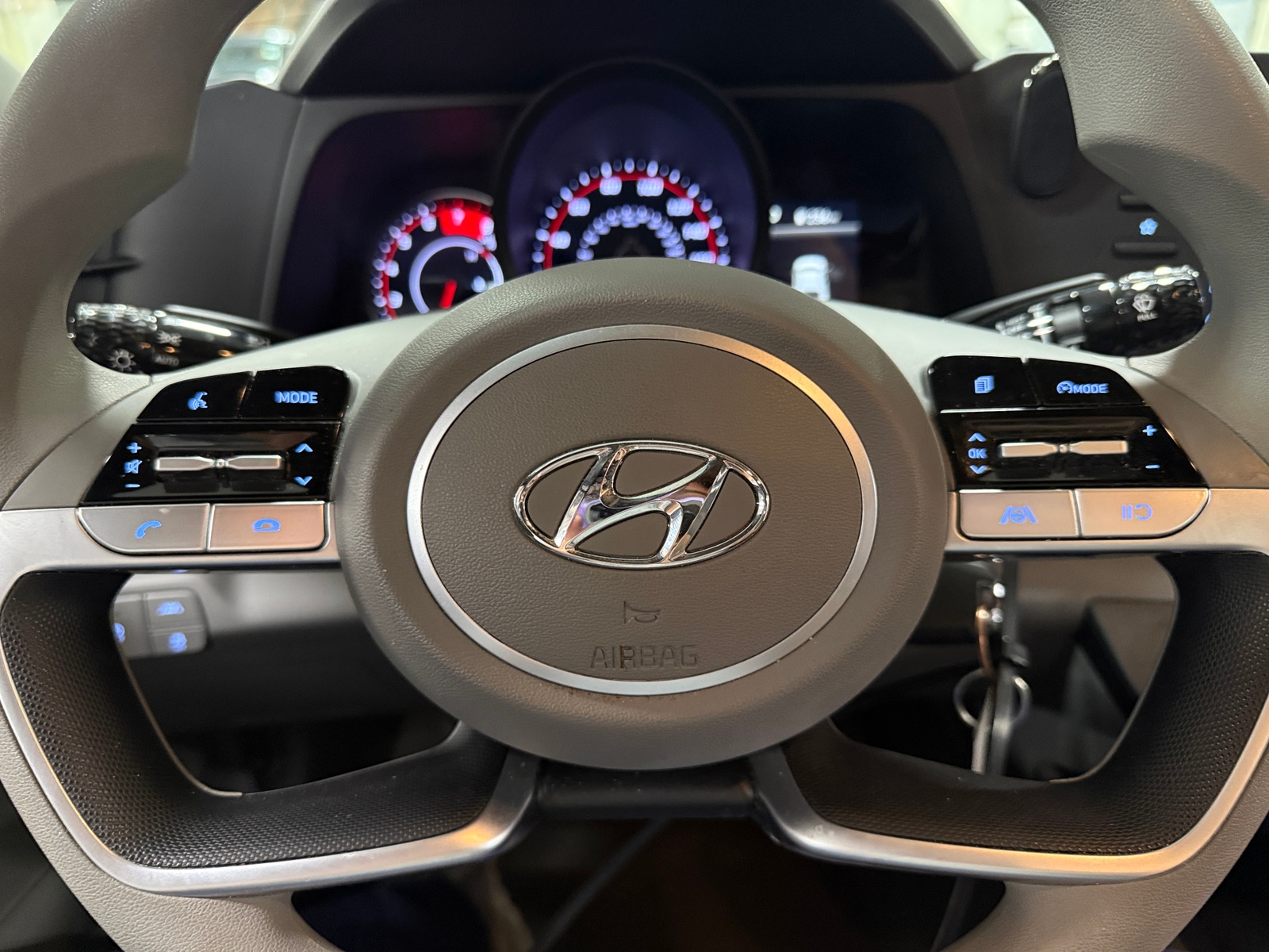 Thumbnail: 2021 Hyundai Elantra - 5