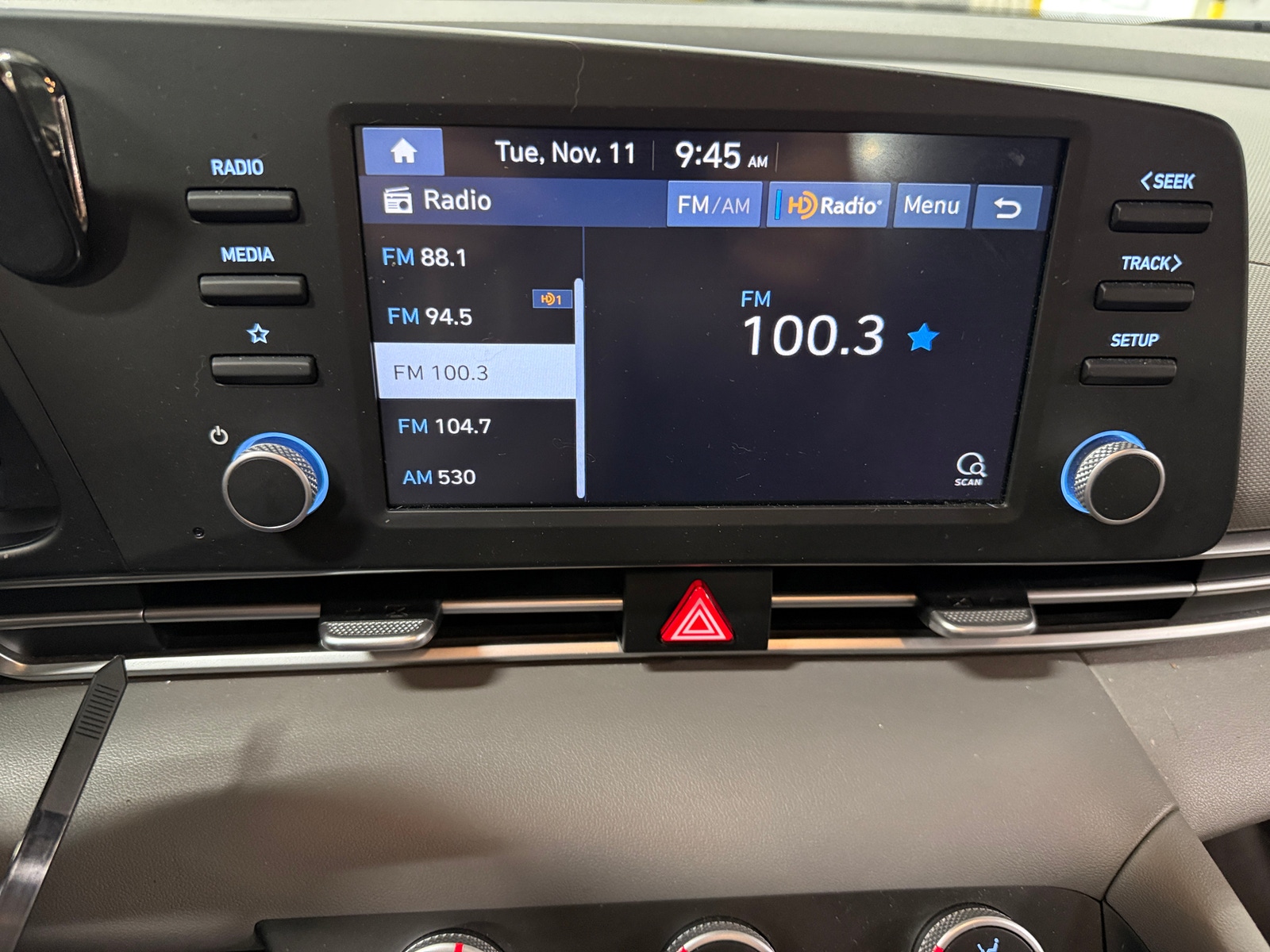 Thumbnail: 2021 Hyundai Elantra - 4