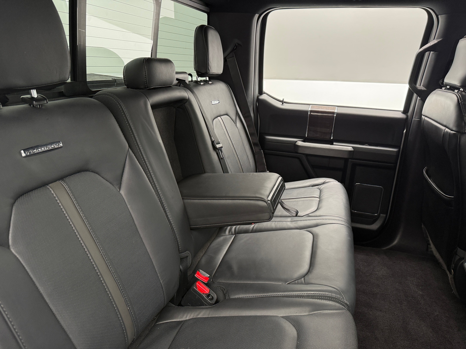 Thumbnail: 2015 Ford Econoline - 5