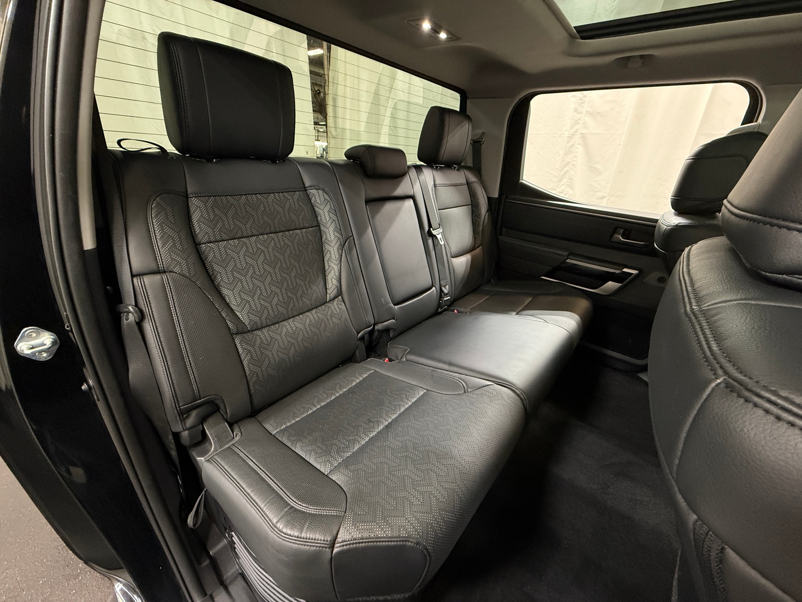 Thumbnail: 2022 Toyota Tundra - 5