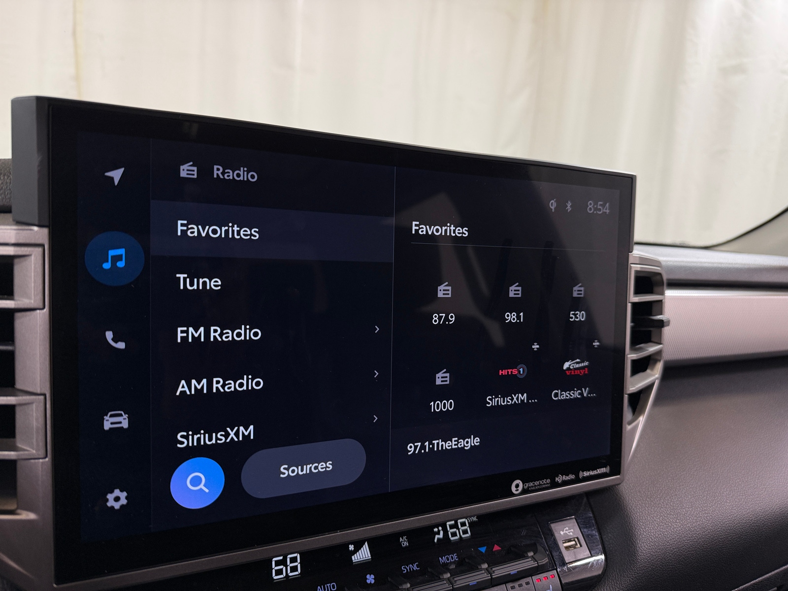 Thumbnail: 2022 Toyota Tundra - 3