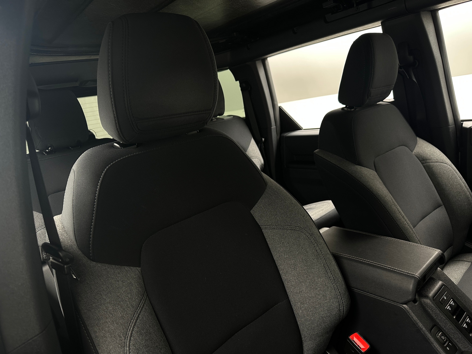 Thumbnail: 2025 Ford Bronco - 2