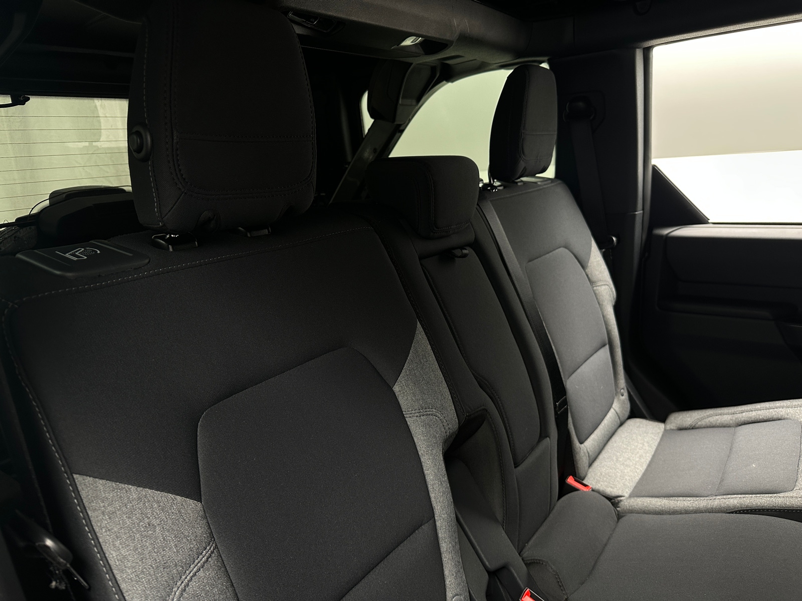 Thumbnail: 2025 Ford Bronco - 6