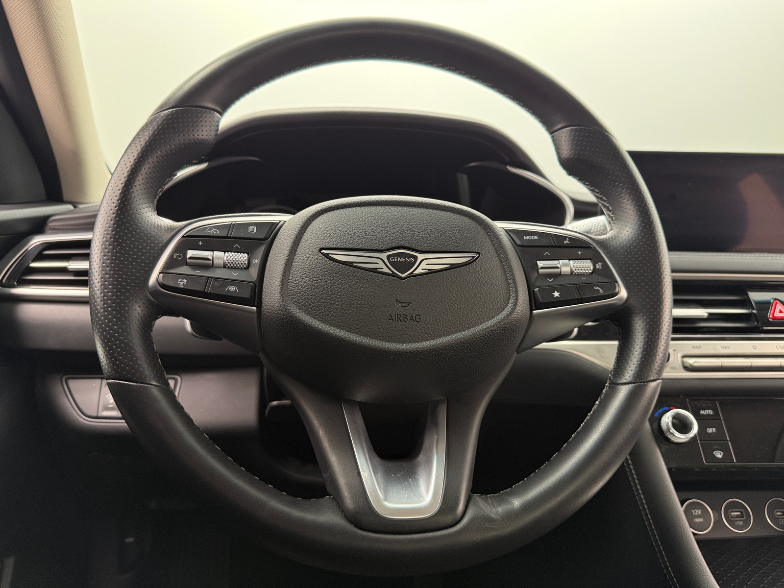 Thumbnail: 2025 Genesis G70 - 4