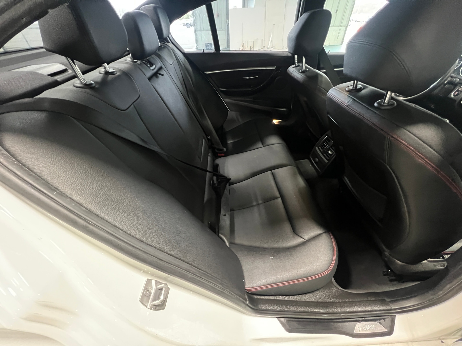 Thumbnail: 2016 BMW 3 Series - 5