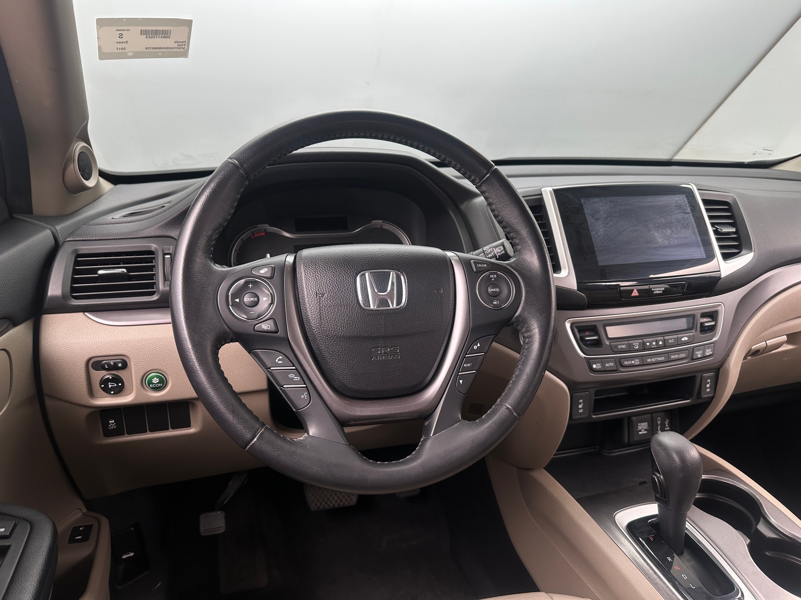 Thumbnail: 2017 Honda Pilot - 4