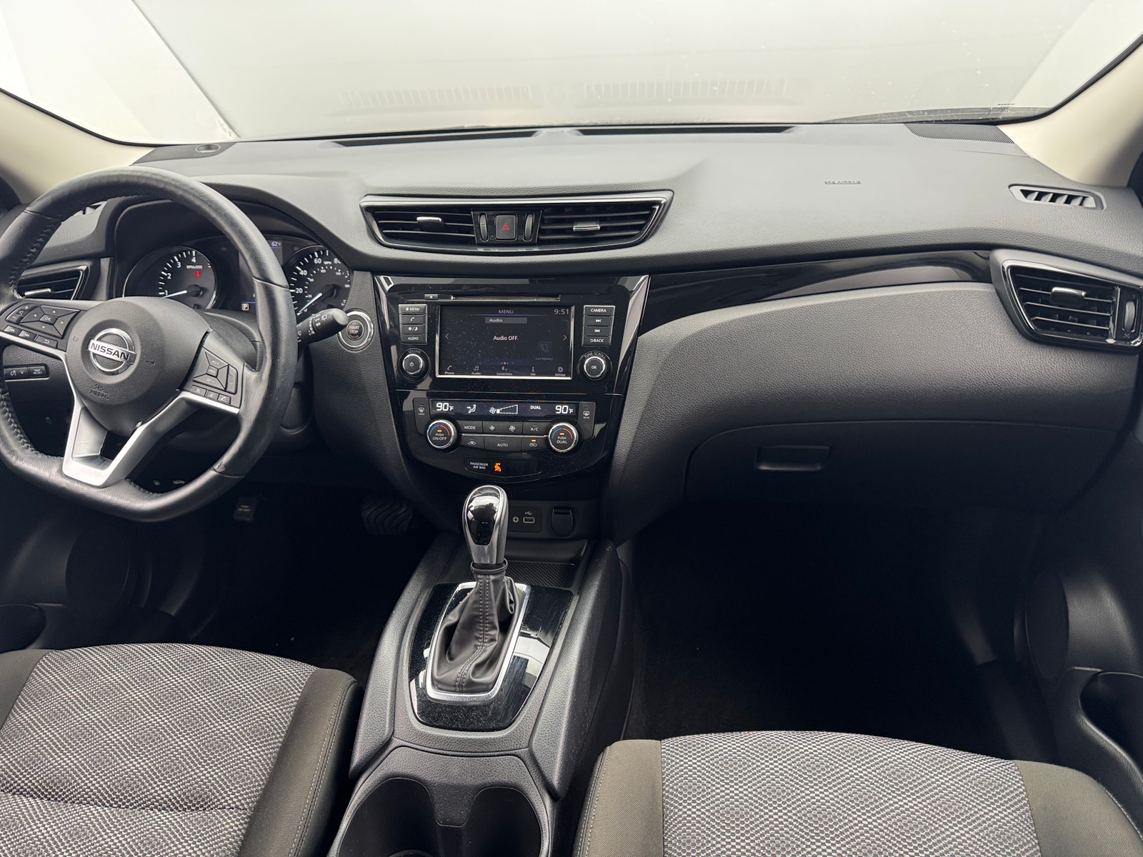 Thumbnail: 2021 Nissan Rogue Sport - 3