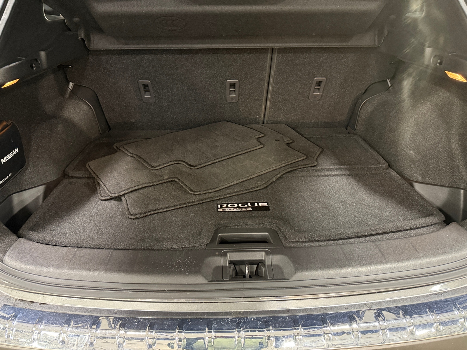 Thumbnail: 2021 Nissan Rogue Sport - 7