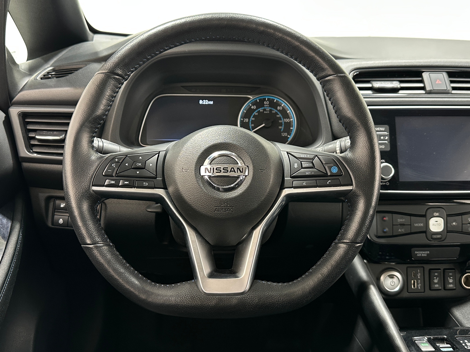 Thumbnail: 2022 Nissan Leaf - 5