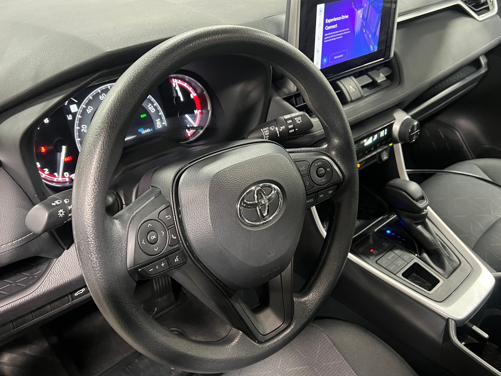 Thumbnail: 2025 Toyota RAV4 - 5