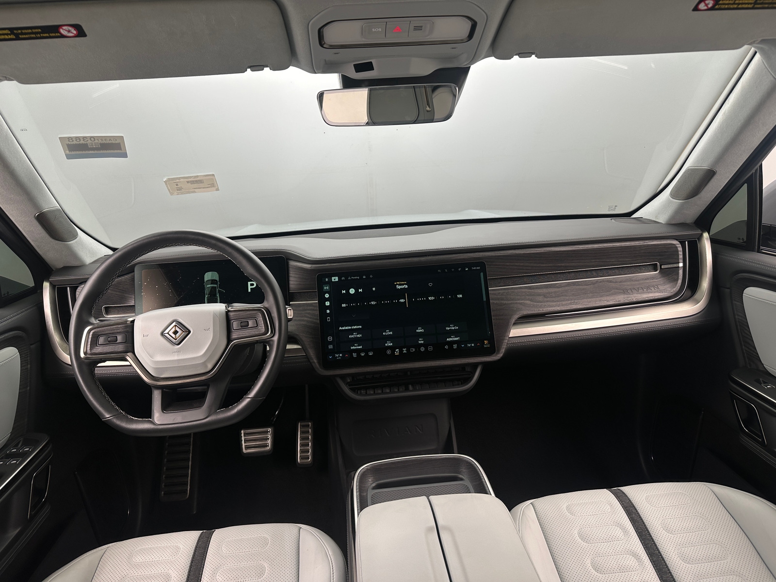 Thumbnail: 2023 Rivian R1T - 2