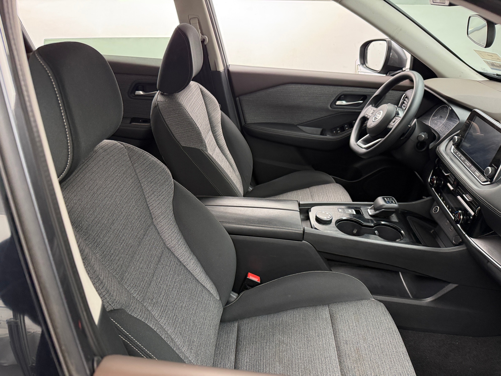 Thumbnail: 2021 Nissan Rogue - 2