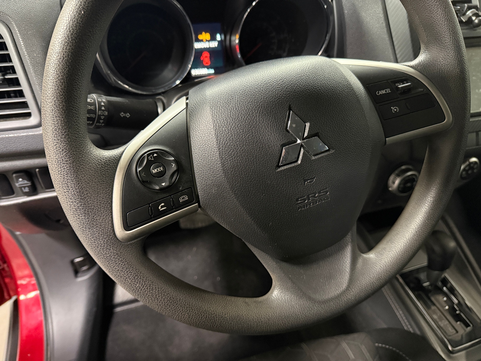 Thumbnail: 2023 Mitsubishi Outlander Sport - 5