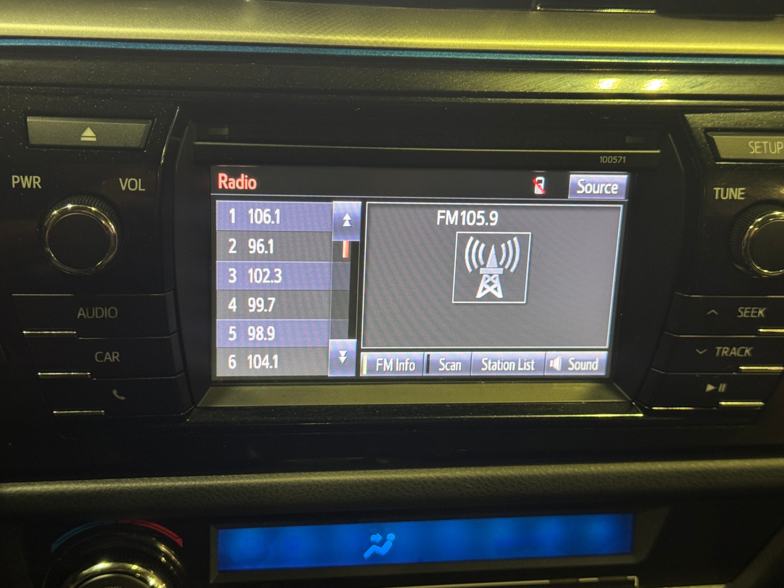 Thumbnail: 2016 Toyota Corolla - 4