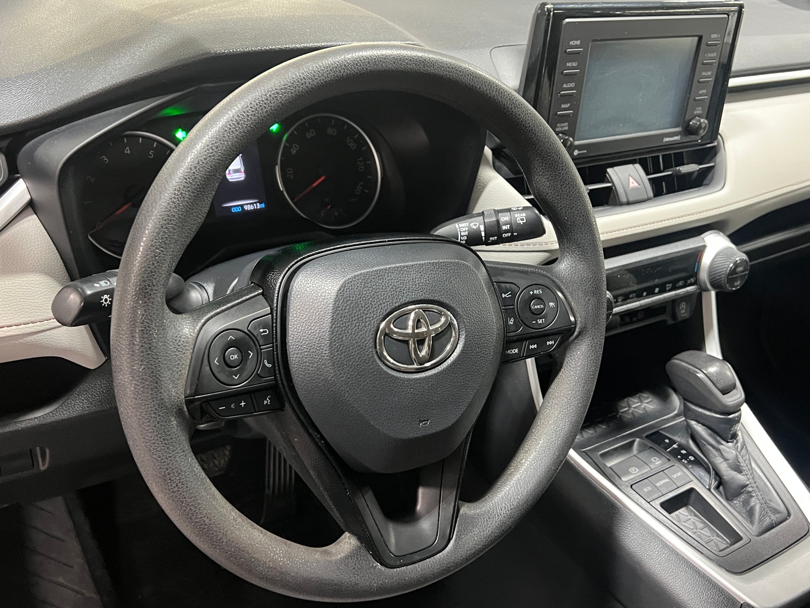 Thumbnail: 2021 Toyota RAV4 - 5