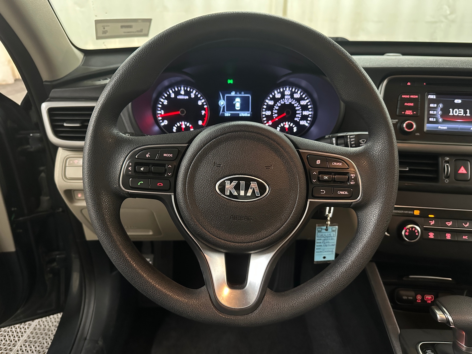 Thumbnail: 2016 Kia Optima - 5